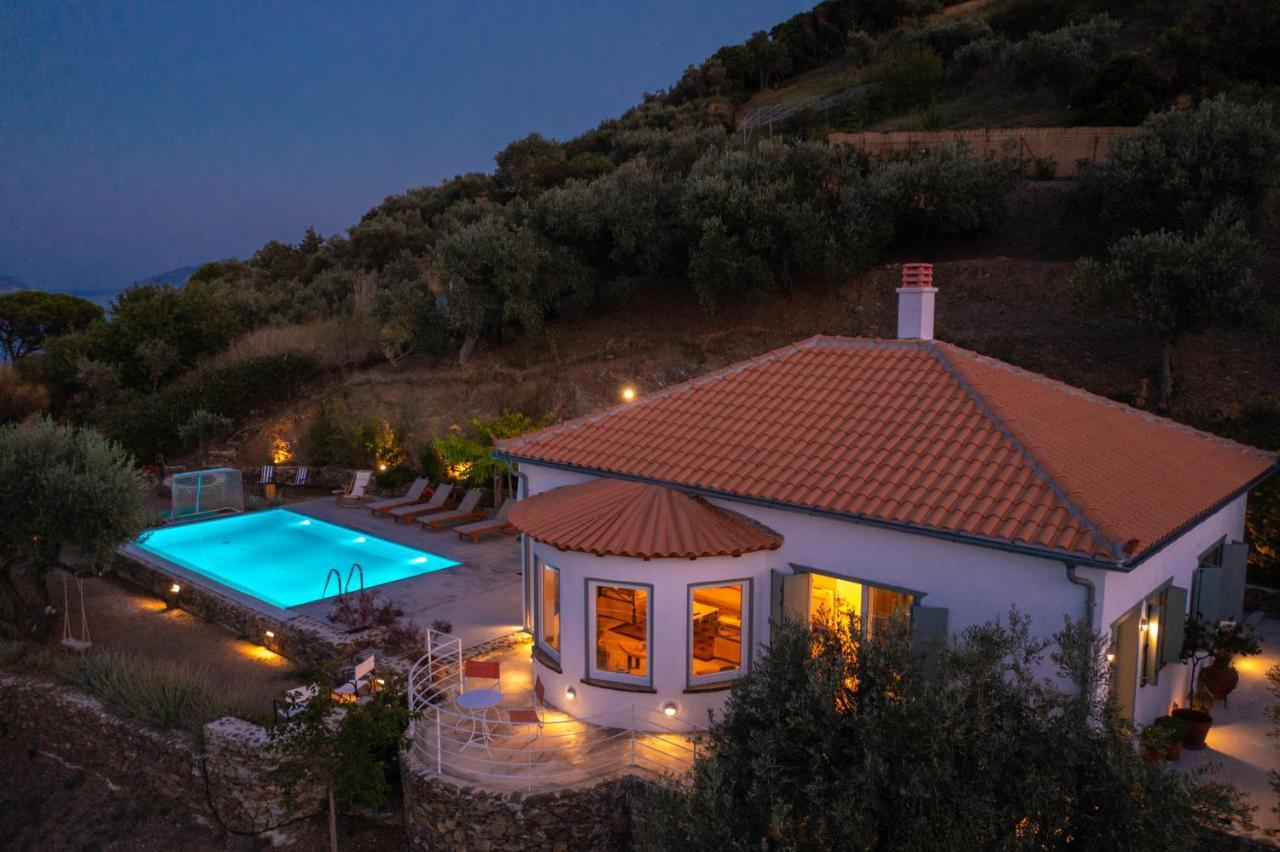 Avgi Villa Glossa Esterno foto