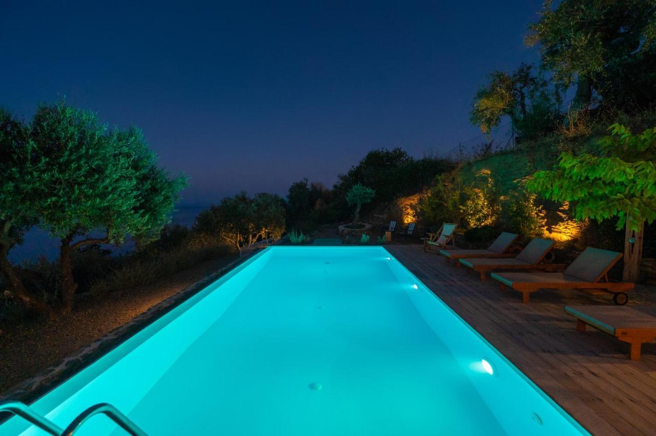 Avgi Villa Glossa Esterno foto