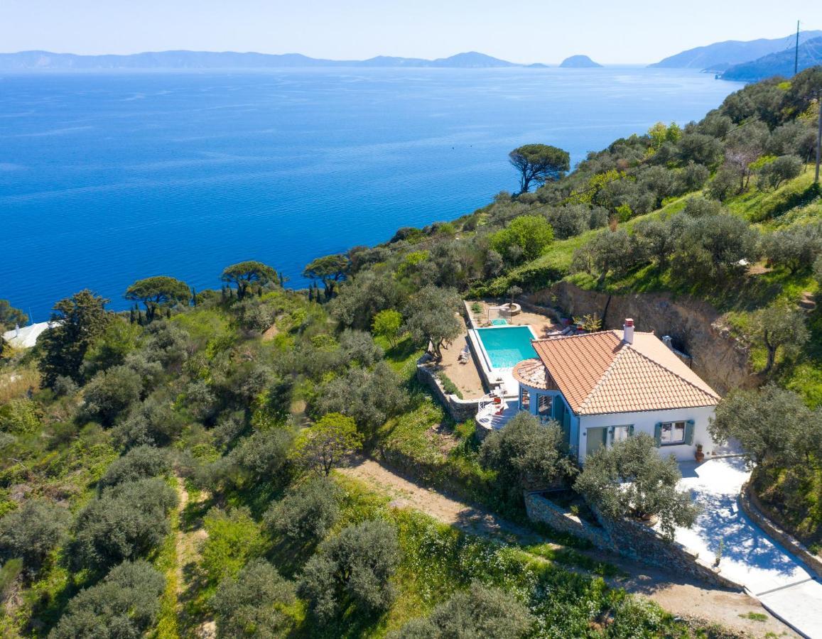 Avgi Villa Glossa Esterno foto